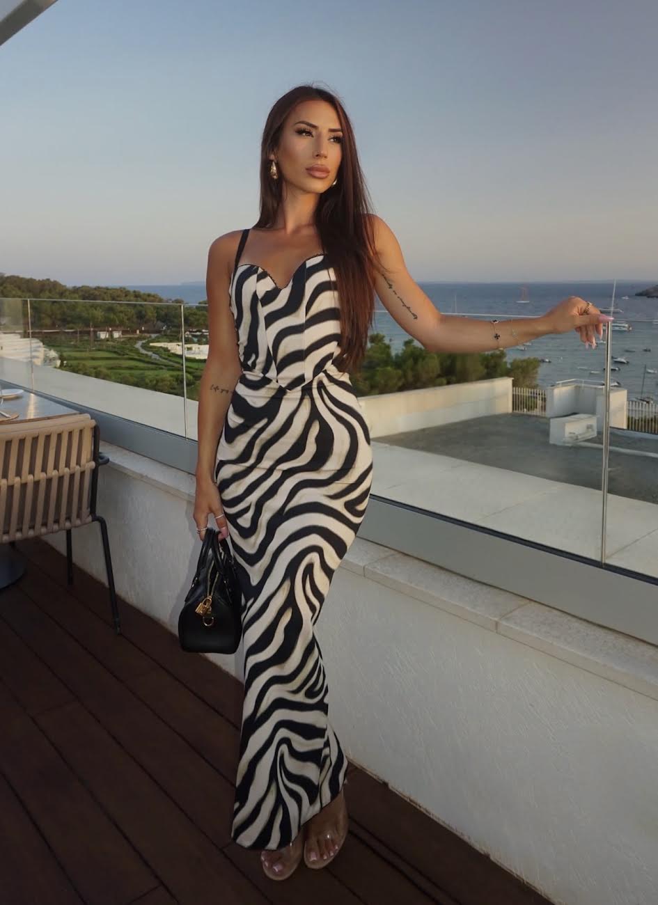 A vintage fit - contour dress (ZEBRA)